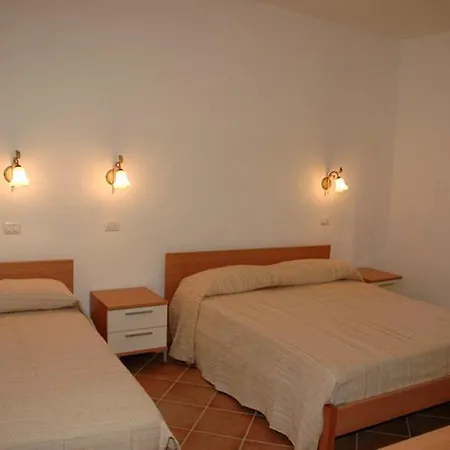 Santa Chiara Alloggio per agriturismo *